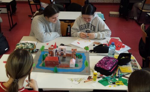 Wir bauen euch eine Burg, Ritter!