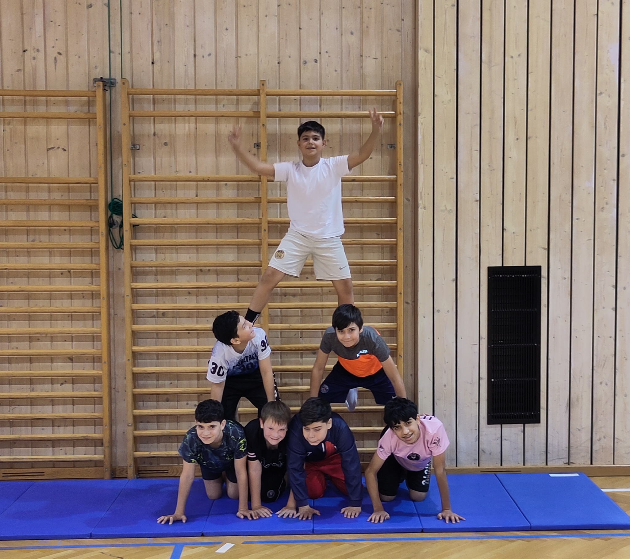 Mehr über den Artikel erfahren Die Pyramiden von Sperl